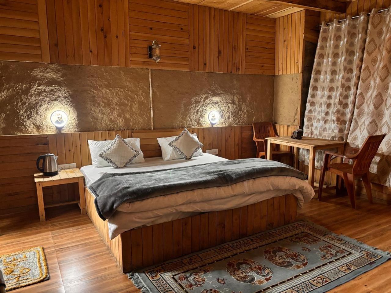 The Cozy Cabin, Jibhi Banjār المظهر الخارجي الصورة